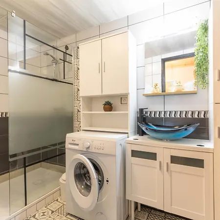 Le Welcome * 阿赫莱斯热莱斯加佐斯特